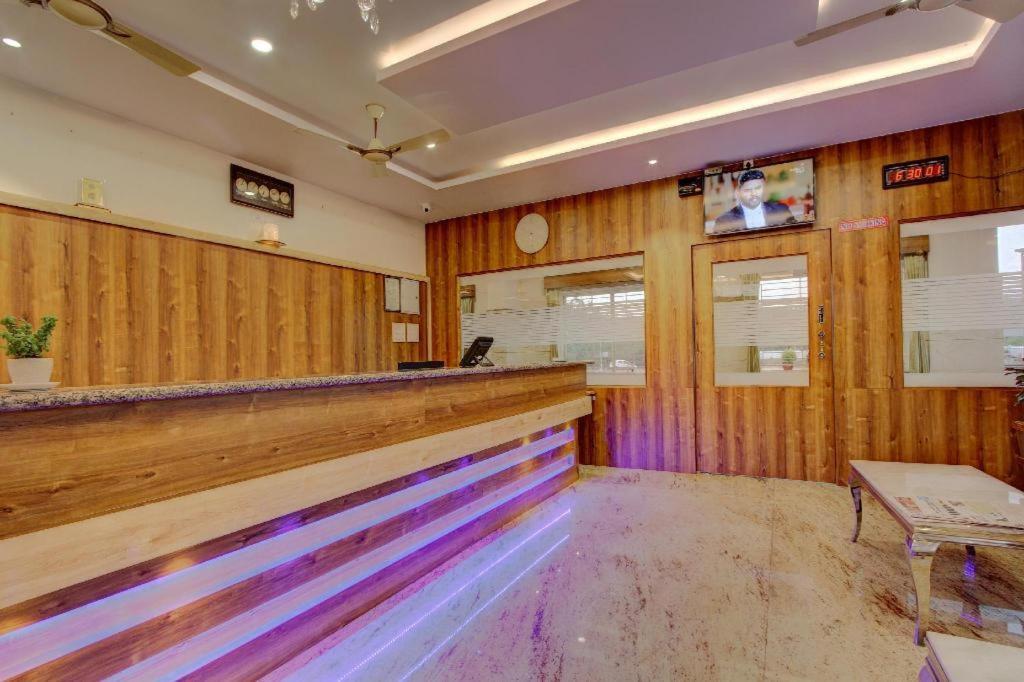 Hotel Ambika International Byndoor Bainduru Exterior photo